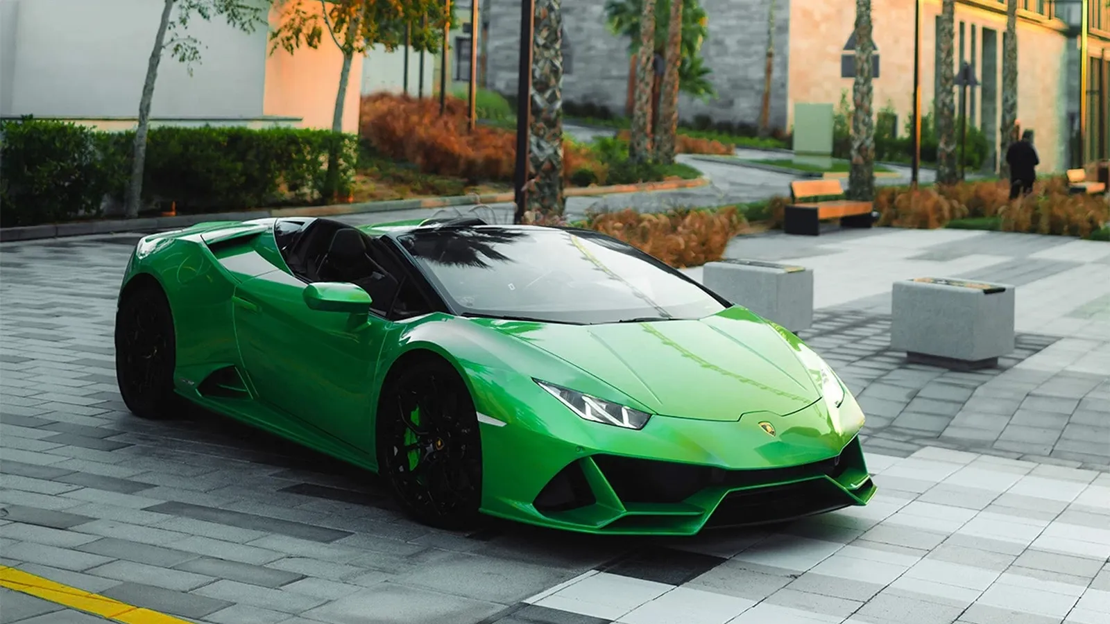 Lamborghini Huracan EVO Spyder Green